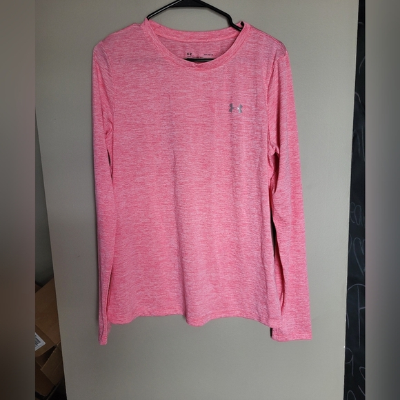 Under Armour Pink Long Sleeve T-Shirt, Size Large - Picture 1 of 4